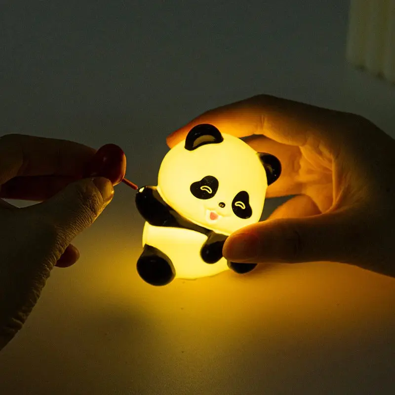 Cute_Panda_LED_Night_Light_with_Heart🐼❤️Material_PlasticBattery (2).webp
