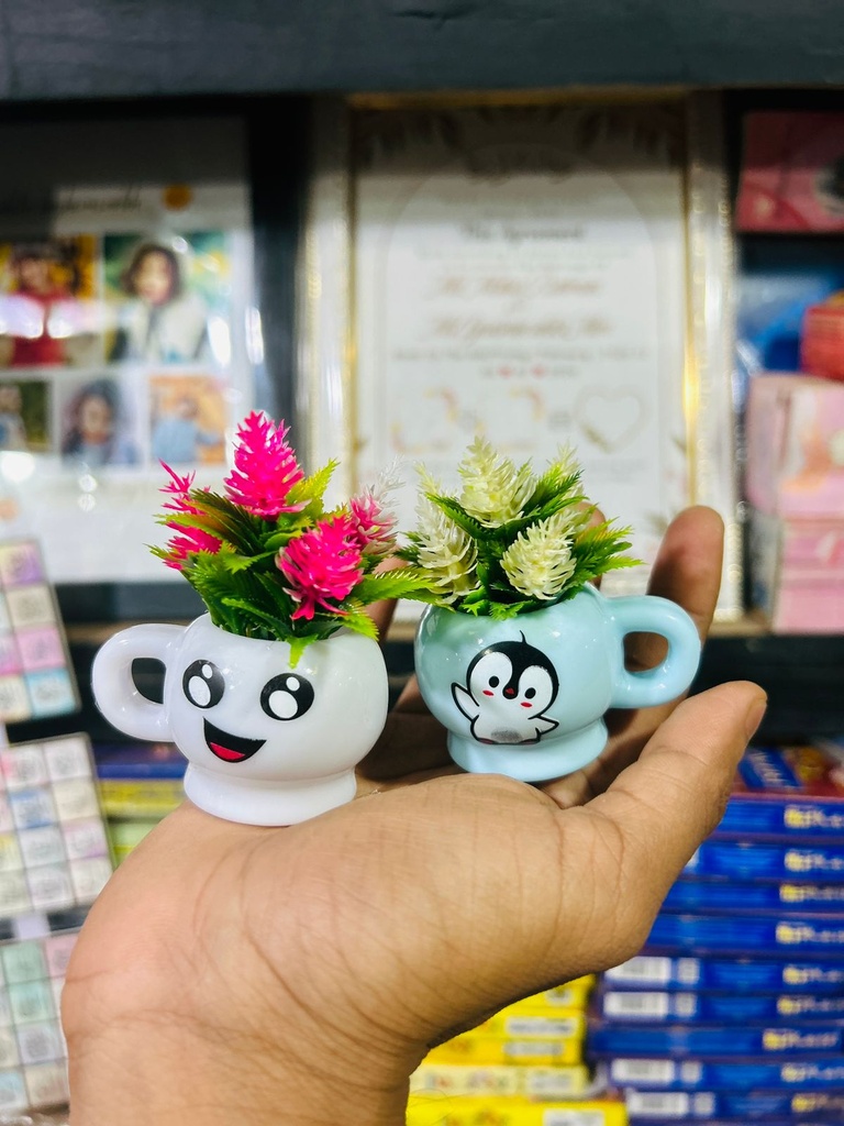 2 Pcs Miniature Cartoon Teacup Artificial Planter Pots Flower Pots Different